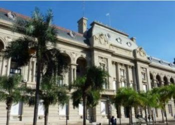 Millonaria fianza para el conductor que embistió a un motociclista en ruta 6 y huyó