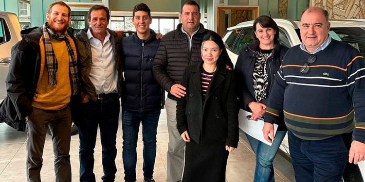 La Gerenta Regional para América de Sur de camiones JMC visitó la Concesionaria Orio Hnos