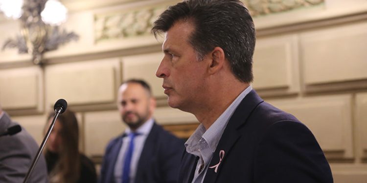 El senador Diana solicitó un médico de cabecera para los afiliados a Pami para Diaz