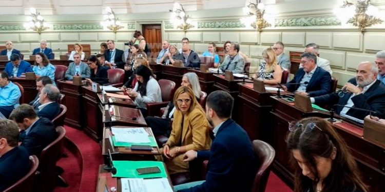 Actividad extraordinaria para el jueves 22 de febrero de 2024 en la Legislatura Santafesina en ambas Cámaras