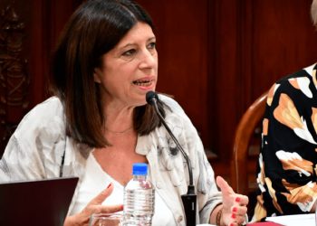 Clara García: “La decisión de eliminar los subsidios nacionales al transporte es arbitraria e insensible, y perjudica a la gente