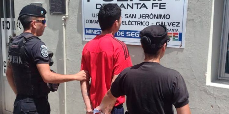 Gálvez: Aprehensión por resistencia a la autoridad y captura