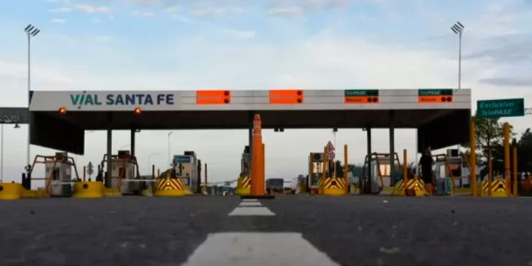 Con baches incluidos, el peaje de la Autopista Santa Fe – Rosario aumenta un 100%