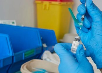 La vacuna contra el virus sincicial respiratorio ya está disponible en todos los efectores