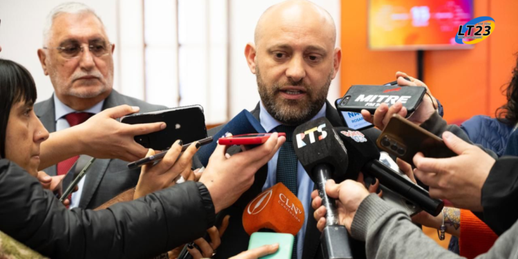 Puccini: “La reducción del dragado de la Hidrovía es como si el Estado decidiera explotar sólo la mitad de Vaca Muerta”