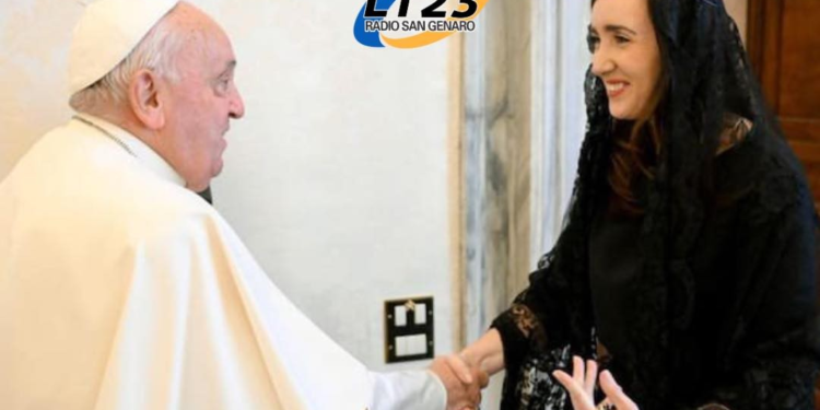 El Papa Francisco recibió a Victoria Villarruel en El Vaticano.