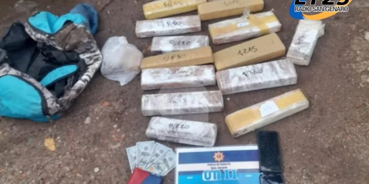 Dos hombres fueron detenidos en un control con 16kg de droga en Granadero Baigorria.
