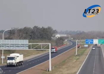 Autopista Rosario Santa Fe: OBRAS – KM 15 a KM 20, altura de San Lorenzo – Sentido a Santa Fe