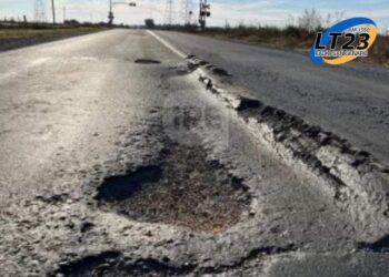 Oliveros: Al menos cinco vehículos pincharon este fin de semana en el pozo de ruta 11 y las vías