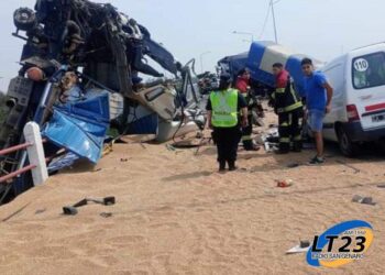 Grave accidente entre dos camiones en el puente de Nelson