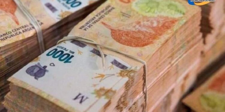 Los salarios crecieron un 5,7% en Agosto y completaron cinco meses consecutivos de subas