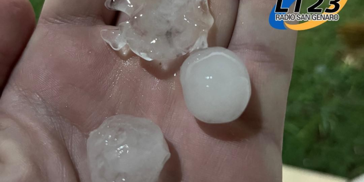 Granizo en la madrugada de la ciudad