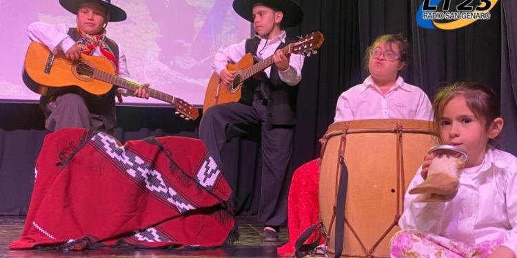 Las Parejas: Se llevó a cabo el cierre de la Muestra InspirArte.