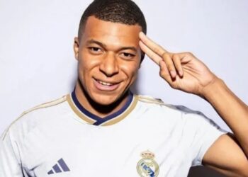 Kylian Mbappé culpo al PSG tras ser vinculado en una denuncia por violación en Suecia.