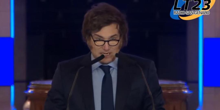 Javier Milei en el ex CCK: «La universidad pública solo le sirve a los ricos».