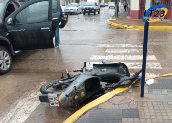 Coronda: Accidente de tránsito en Coronda entre motocicleta y automóvil. Sin Lesionados.