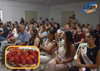 Charla informativa: «La frutilla y sus propiedades nutricionales»