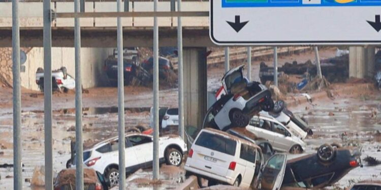 Más de 150 fallecidos y decenas de desaparecidos por la DANA