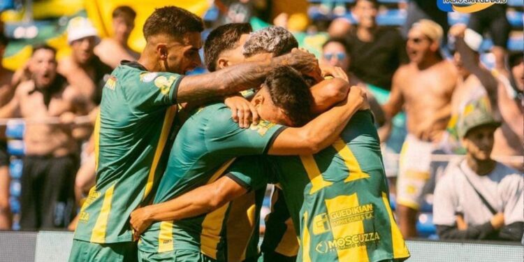 Aldosivi vuelve a la primera división del fútbol argentino