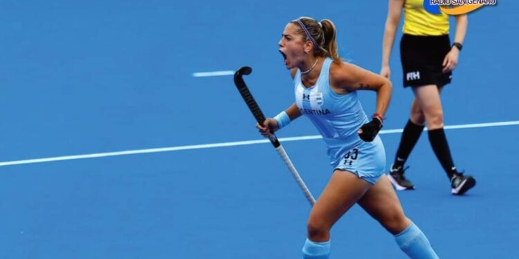 Zoe Díaz, fue elegida como la mejor jugadora del mundo junior