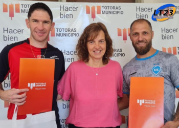 Totoras homenajeo a Daniel Boero y Lucas Domingo, referentes del fútbol regional