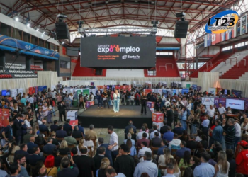 Rotundo éxito de la Expo Empleo en la ciudad de Santa Fe: 5.600 inscriptos y 1.300 encuentros