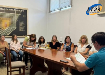 Las Rosas: Meyer entregó el FAE a instituciones educativas de la ciudad