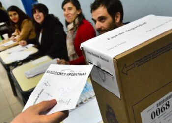 Santa Fe ya tiene calendario electoral para el 2025: 13 de abril Paso y convencionales y 29 de junio las generales