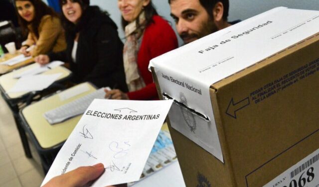 Santa Fe ya tiene calendario electoral para el 2025: 13 de abril Paso y convencionales y 29 de junio las generales