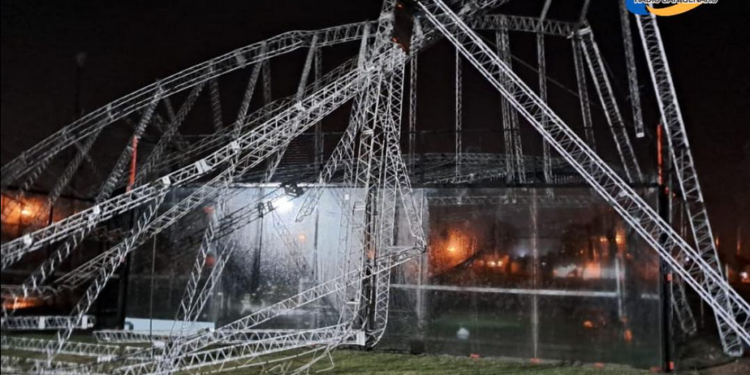 Tinglado del club Huracán de Las Varillas y los destrozos por la tormenta