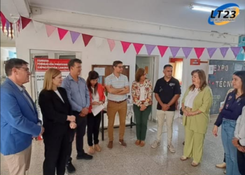 GALVEZ: Entregaron el FANI a dos instituciones de la Ciudad