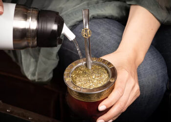 Productores yerbateros inician un paro y marcharán a Plaza de Mayo