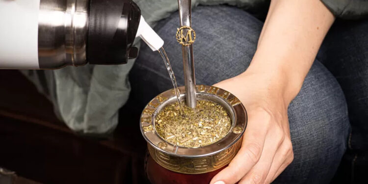 Productores yerbateros inician un paro y marcharán a Plaza de Mayo