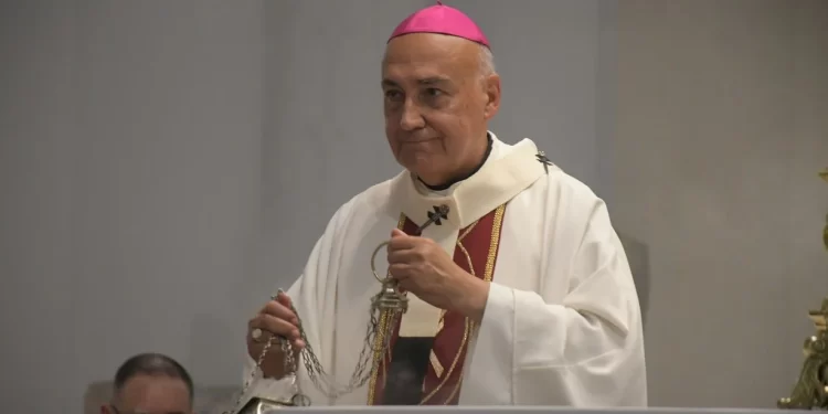 MONS. SERGIO FENOY «EN ESTA NAVIDAD DIOS ENCIENDE LA CHISPA REVOLUCIONARIA DE SU TERNURA»