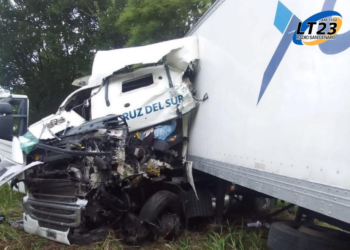 UN MUERTO Y UN HERIDO EN CHOQUE FRONTAL DE CAMIONES EN LA RUTA 33, A LA ALTURA DE PUJATO