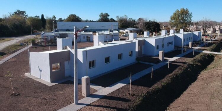 Cañada de Gomez: Las obras de las 24 viviendas en zona sur avanzan a paso firme.