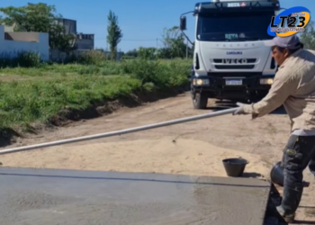 Totoras: Comenzaron a pavimentar la calle Laprida