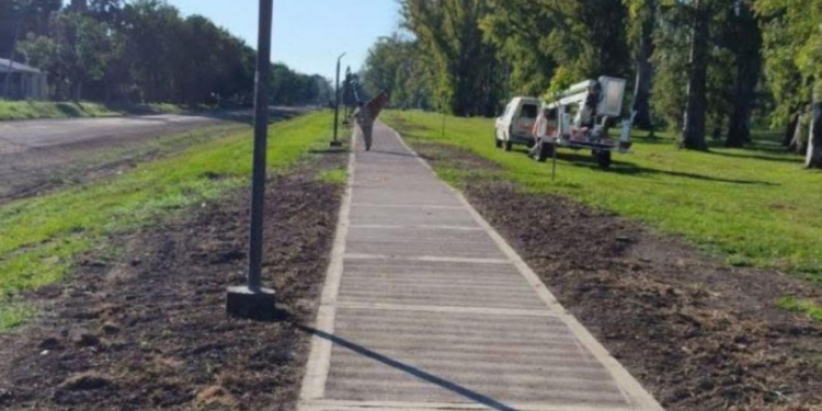 Andino inaugura el paseo peatonal con picnic nocturno, feria de artesanos y música en vivo