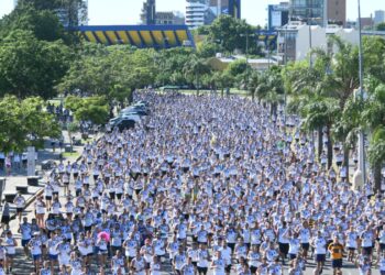 Rosario: Las calles se tiñeron de azul y amarillo otra vez