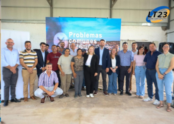 Firma del Convenio Marco de Coparticipacion entre el Ministerio de Ambiente y el GIRSU San Jerónimo.