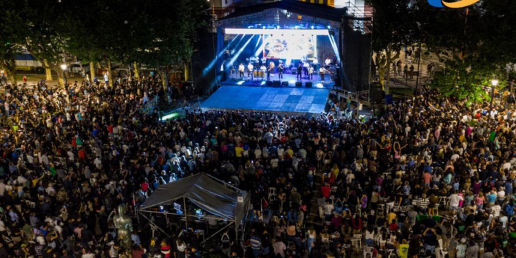 LA CIUDAD DE ARMSTRONG FESTEJO SUS 142 AÑOS