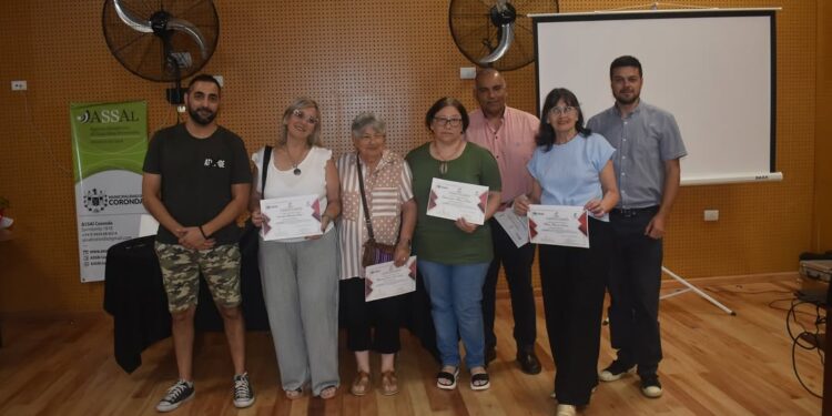 Coronda: Entrega de certificaciones de las Capacitaciones 2024