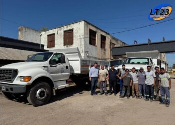 El municipio recupera dos camiones con caja volcadora para mejorar los servicios públicos