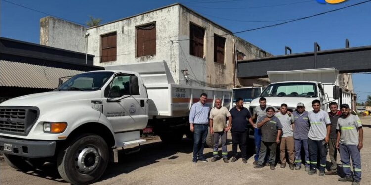 El municipio recupera dos camiones con caja volcadora para mejorar los servicios públicos