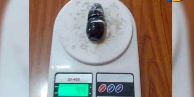 Una mujer ocultó cocaína en sus genitales para ingresarla a la cárcel de Coronda, pero la descubrieron