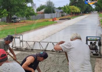 El Trebol: Finalizaron la pavimentación de 140 metros de la calle Bianchi en la ciudad.