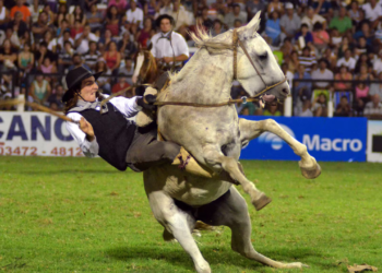 EL FESTIVAL DE JESUS MARIA, ENTREGO MAS DE 100 MILLONES DE PESOS EN PREMIOS PARA JINETES, CABALLOS Y TROPILLEROS