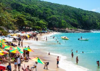 ALARMA EN BRASIL: Declararon un brote de gastroenterocolitis en las playas