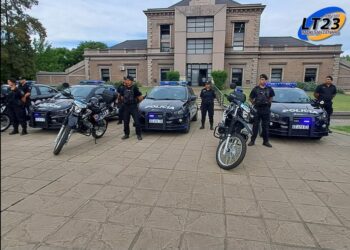 LA PROVINCIA ENTREGO AUTOS, MOTOS Y EQUIPAMIENTO TECNOLÓGICO A LA POLICÍA DEL DEPARTAMENTO SAN JERONIMO
