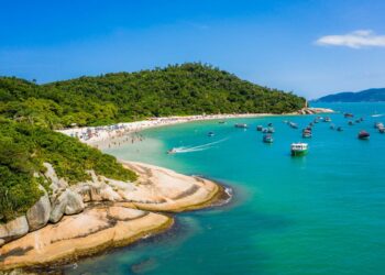 FLORIANÓPOLIS DESPLAZÓ A MAR DEL PLATA EN LOS MÁS BUSCADOS POR LOS ARGENTINOS PARA ESTE VERANO